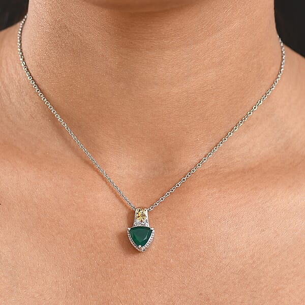 EverTrue Verde Onyx White Zircon Garden Crest Pendant In 18K YG Plated And Platinum Bond With Stainless Steel Necklace 2.20 Ctw (20 Inches)