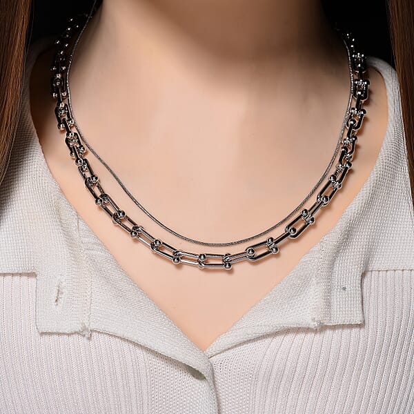 Geometric Link Chain Necklace In Silvertone 20-22 Inches