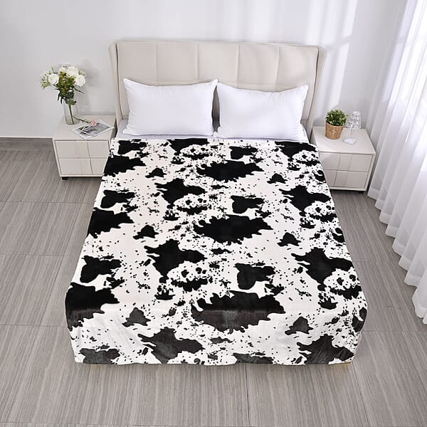 Homesmart Cow Pattern Faux Fur Soft And Cozy Reversible Sherpa Wearable Sleeve Blanket 100% Polyester
