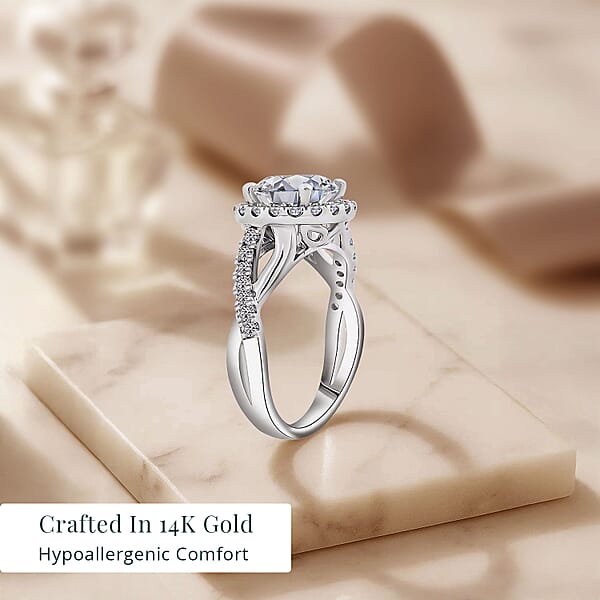 IGI Certified Luxuriant Lab Grown Diamond G VS 2.50 Ctw Ring In 14K White Gold