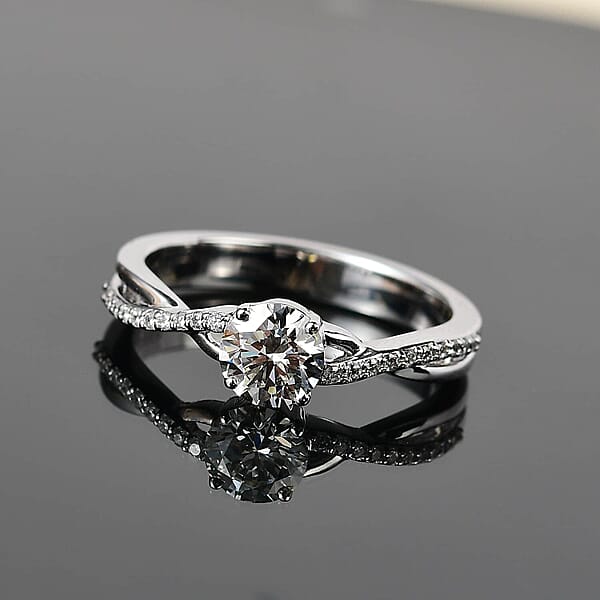 Iliana 18K White Gold G-H SI1 Diamond Criss Cross Ring 4.15 Grams 0.75 Ctw