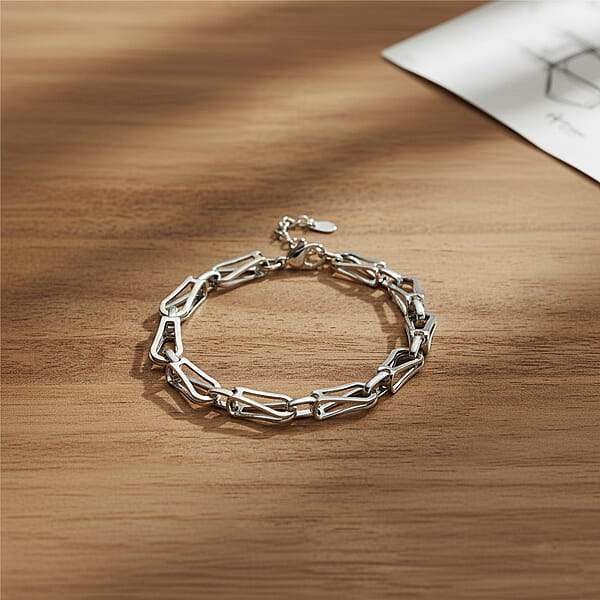 Interlocking Chain Bracelet In Stainless Steel (7.50-9.0In)