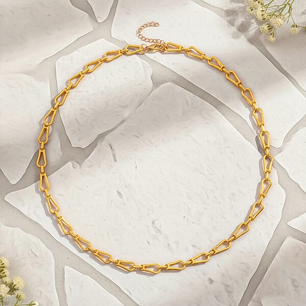Interlocking Chain Necklace In ION Plated YG Stainless Steel 20 Inches
