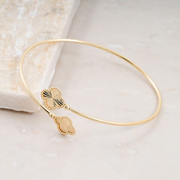 Italian 10K Yellow Gold Bypass Clover Flex Bangle Bracelet (7.0 In) (3 G)