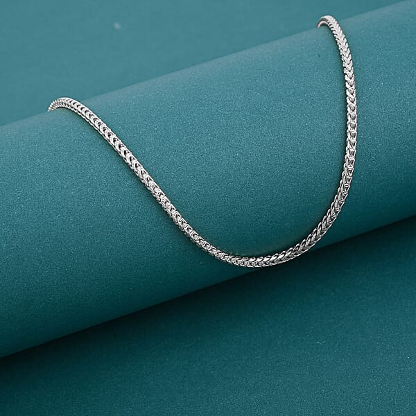 Italian Twisted Link Chain Necklace In Rhodium Over Sterling Silver 8.88 Grams 20 Inches