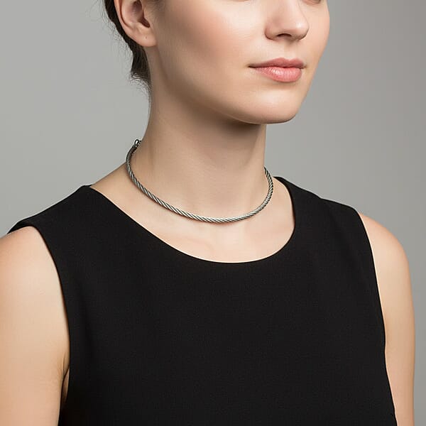 Italian Twisted Omega Chain Necklace In Sterling Silver 20.21 Grams 17 Inches