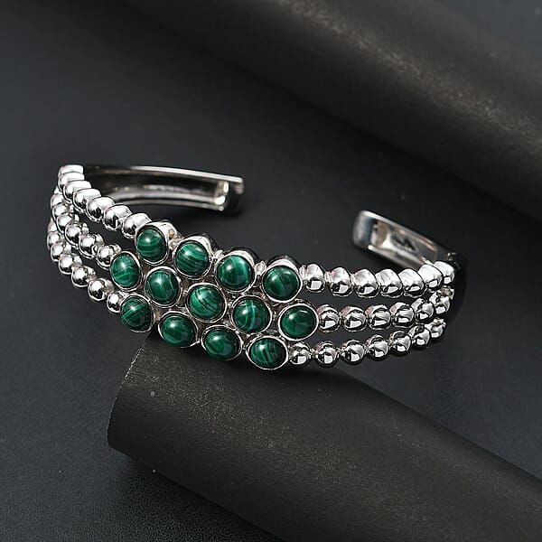 Karis African Malachite 16.40 Ctw Cuff Bracelet In Platinum Bond (7.25 In)
