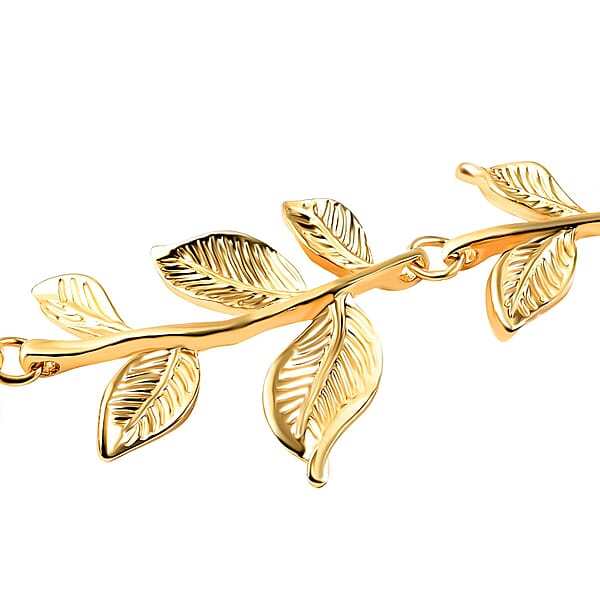 Leaf Earrings And Necklace In Goldtone 22-25 Inches