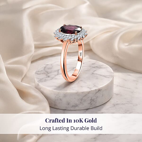 Luxoro 10K Rose Gold AAA Radiant Ember Garnet Diamond (I2) (0.29 Cts) Ring 2.45 Ctw