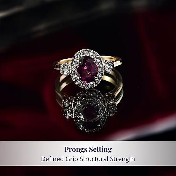 Luxoro 10K Yellow Gold AAA Radiant Ember Garnet Diamond (G-H I2) (0.29 Cts) Ring 1.67 Ctw