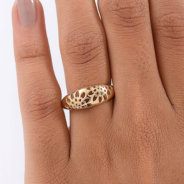 Luxoro 10K Yellow Gold Bold Flower Ring 2.90 Grams
