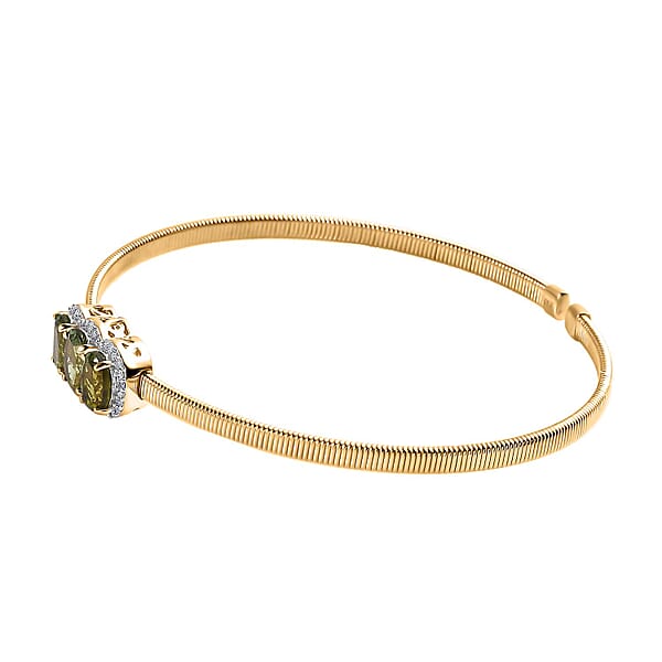 Luxoro 10K Yellow Gold Natural Calabar Green Tourmaline Diamond (G-H I2) (0.15 Cts) Cuff Bracelet (7.25 In) (4.15 G) 2.35 Ctw