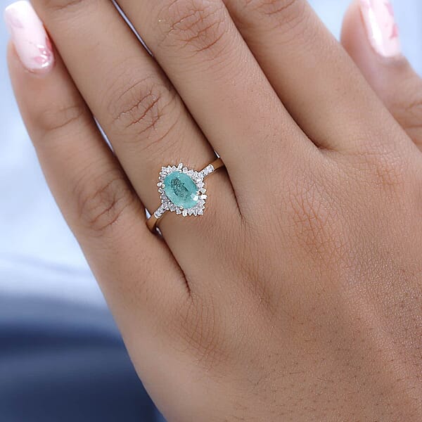 Luxoro 10K Yellow Gold Premium Ethiopian Emerald And G-H I3 Diamond Halo Ring 1.40 Ctw