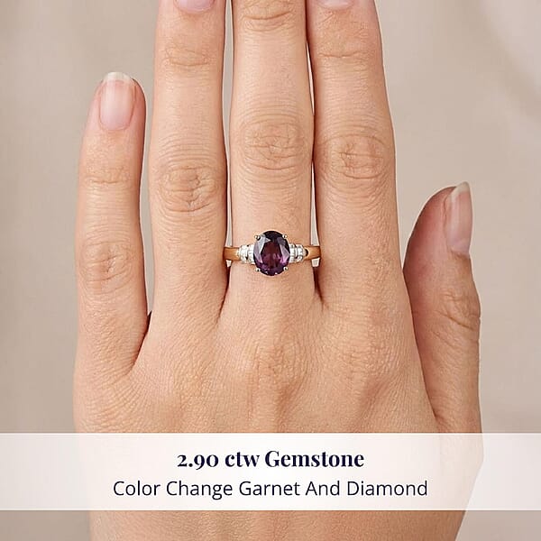 Luxoro 10K Yellow Gold Premium Madagascar Color Change Garnet Diamond (I2) Ring 2.90 Ctw