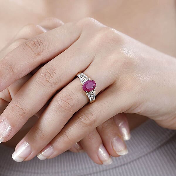 Luxoro 10K Yellow Gold Premium Taveta Ruby Natural Champagne And White Diamond Ring 2.85 Ctw