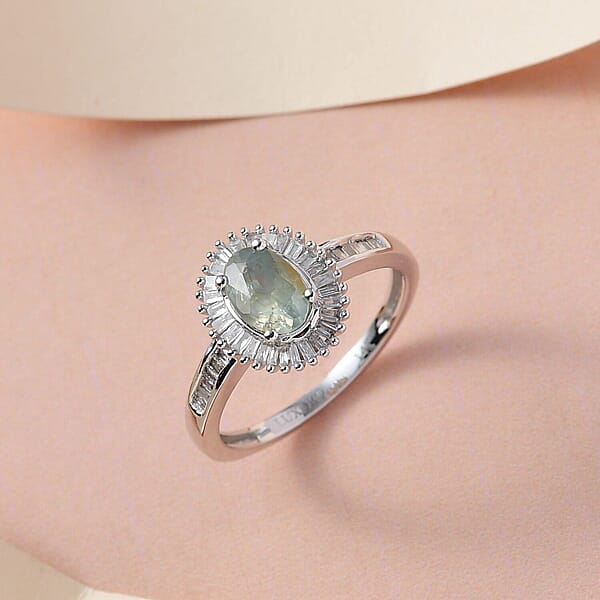 Luxoro 14K White Gold AAA Narsipatnam Alexandrite Diamond (G-H I3) Halo Ring 1.00 Ctw