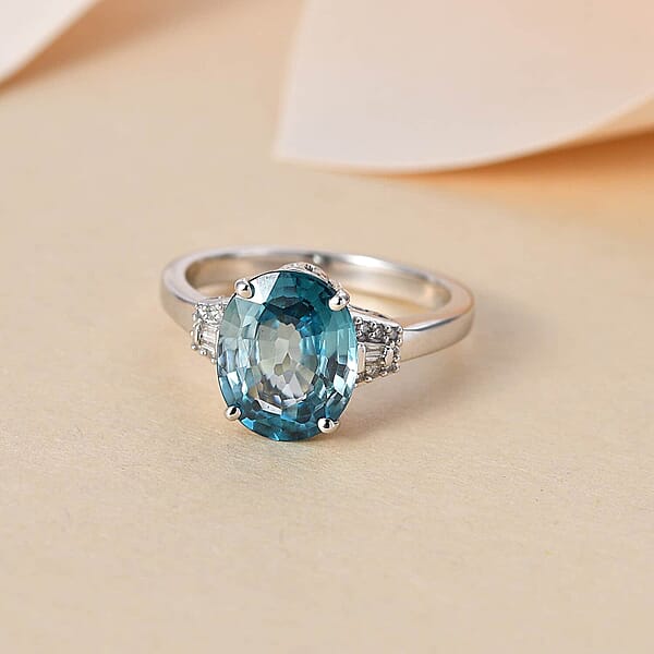 Luxoro 14K White Gold AAA Ratanakiri Blue Zircon And Diamond G-H I3 Ring 5.25 Ctw