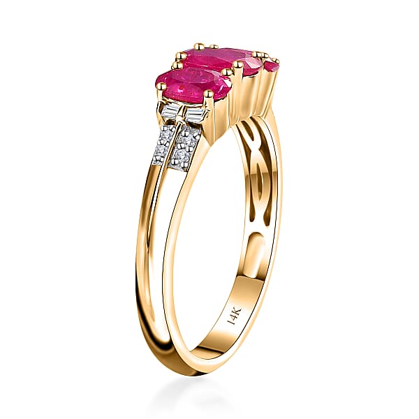 Luxoro 14K Yellow Gold AAA Montepuez Ruby And G-H I2 Diamond Trilogy Ring 4.10 Grams 2.30 Ctw
