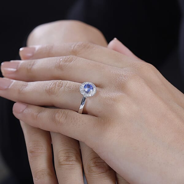 Luxoro AAA Ceylon Blue Sapphire Diamond Halo Ring In 14K White Gold 1.02 Ctw
