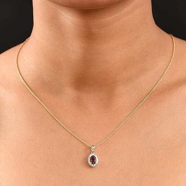 Luxoro AAA Madagascar Color Change Garnet And I2 Diamond 1.20 Ctw Starry Bloom Pendant Necklace In 10K Yellow Gold 20 Inches