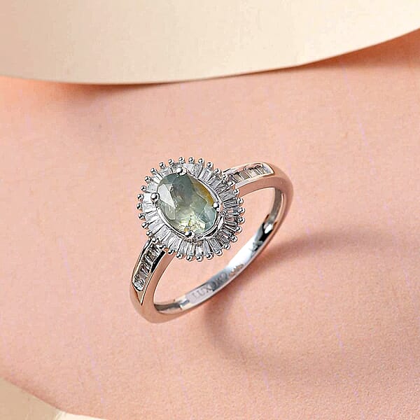Luxoro AAA Narsipatnam Alexandrite And Diamond 1.25 Ctw Halo Ring In 14K White Gold