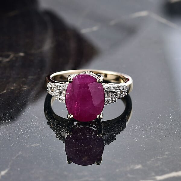 Luxoro AAA Royal Ruby And G-H I2 Diamond 5.75 Ctw Art Deco Ring In 10K Yellow Gold (Del. In 10-12 Days)