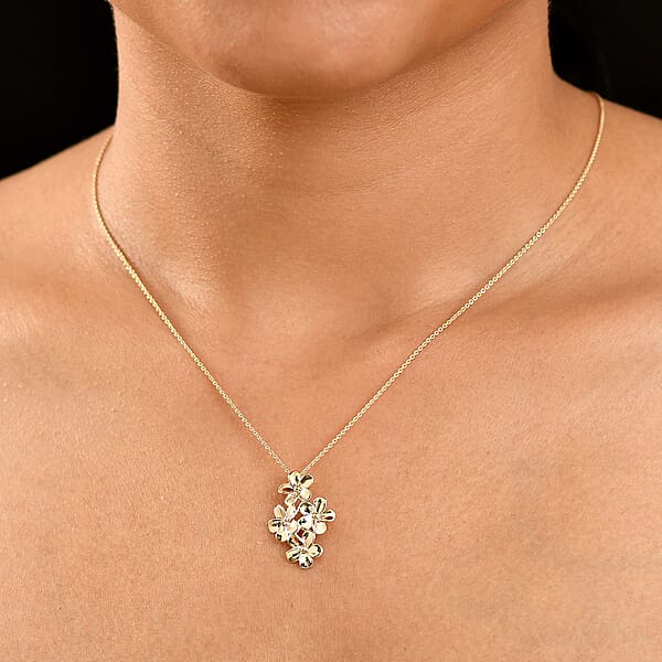 Luxoro Bouquet Of Flowers Pendant Necklace In 10K Yellow Gold 3.90 Grams 20 Inches