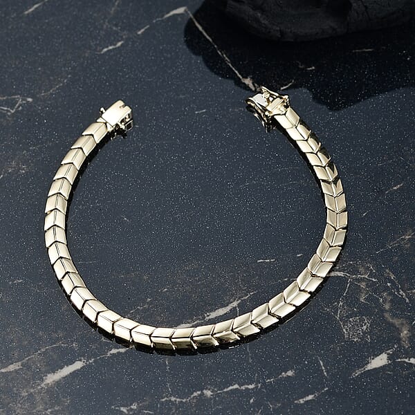 Luxoro Chevron Link Bracelet In 10K Yellow Gold (6.50 In) 6.7 Grams