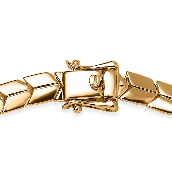 Luxoro Chevron Link Bracelet In 10K Yellow Gold (6.50 In) 6.7 Grams