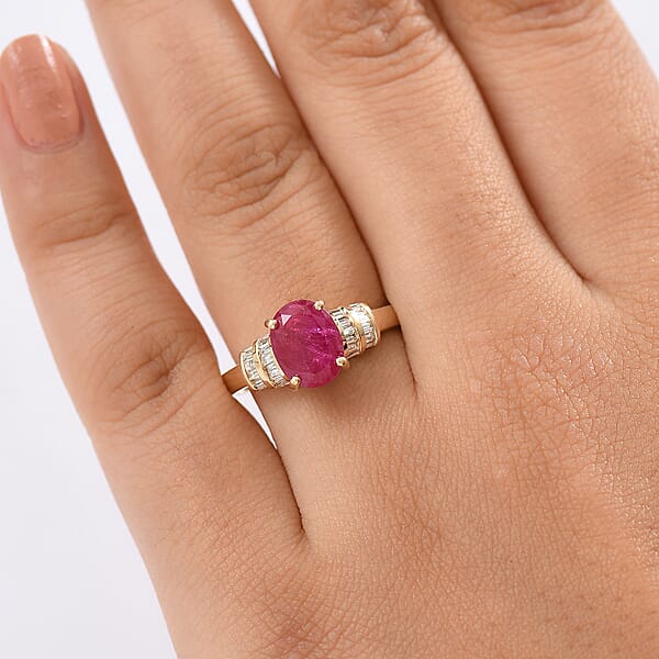 Luxoro Premium Montepuez Ruby And I2 Diamond 2.80 Ctw Dynasty Deco Ring In 10K Yellow Gold