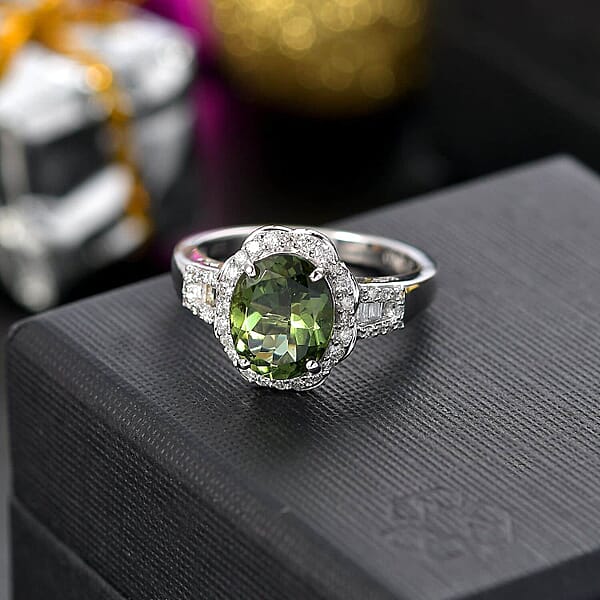 Luxoro Premium Natural Green Apatite And G-H I2 Diamond 3.15 Ctw Halo Ring In 10K White Gold