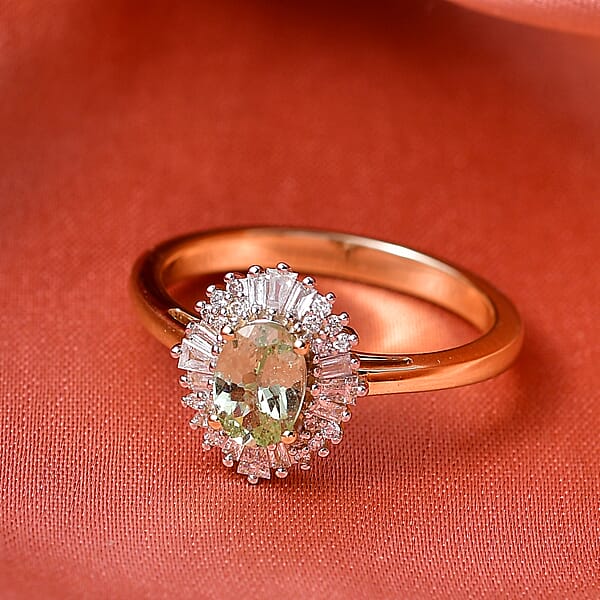 Luxoro Premium Tanzanian Mint Garnet And Diamond I2 1.10 Ctw Light Burst Ring In 10K Yellow Gold