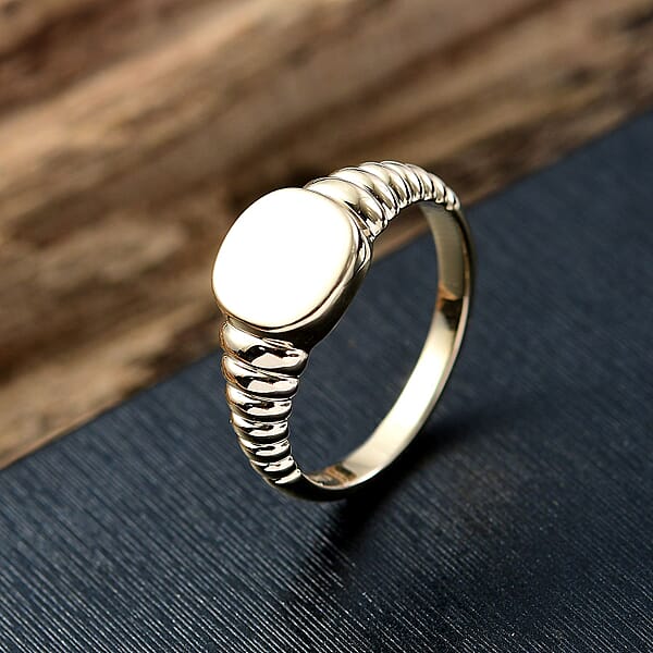 Luxoro Signet Ring In 10K Yellow Gold 5 Grams