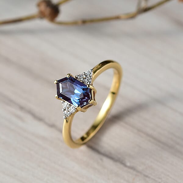 Luxuriant AAA Lab Grown Alexandrite And Lab Grown Diamond G-H SI 1.50 Ctw Shadow Prism Ring In 18K Vermeil Yellow Gold Over Sterling Silver
