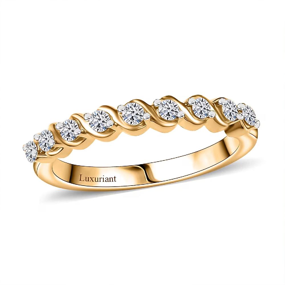 Luxuriant Lab Grown Diamond E-F VS 0.30 ctw Band Ring in 18K Vermeil Yellow Gold Over Sterling Silver