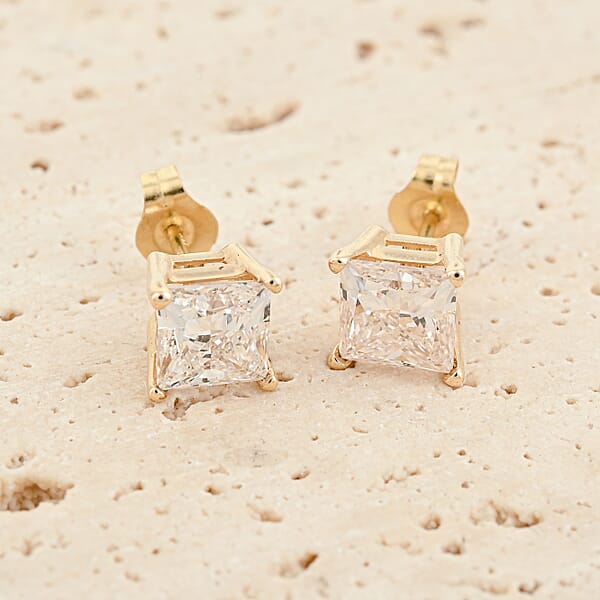 Luxuriant Lab Grown Diamond E-F VS 2.00 Ctw Solitaire Stud Earrings In 14K Yellow Gold