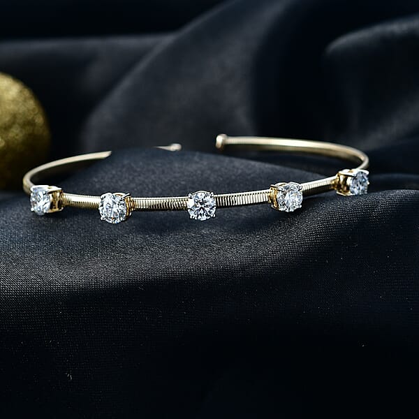 Luxuriant Lab Grown Diamond E-F VS 3.00 Ctw Cuff Bracelet In 10K Yellow Gold (7.25 In)