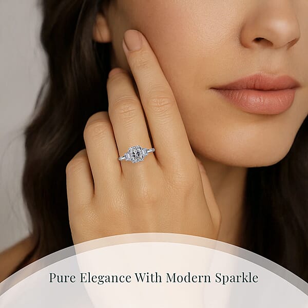 Luxuriant Lab Grown Diamond EF-VS 2.25 Ctw Ring In 950 Platinum 5.10 Grams