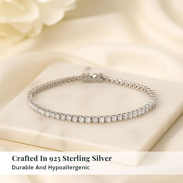 Luxuriant Lab Grown Diamond G-H SI 4.30 Ctw Tennis Bracelet In Rhodium Over Sterling Silver (8.00 In)