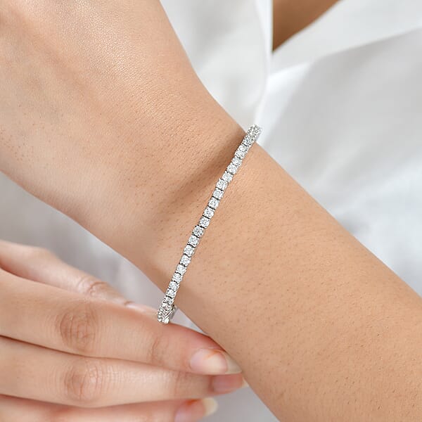 Luxuriant Lab Grown Diamond G-H SI 5.00 Ctw Bangle Bracelet In Rhodium Over Sterling Silver And Stainless Steel (7.50 In)