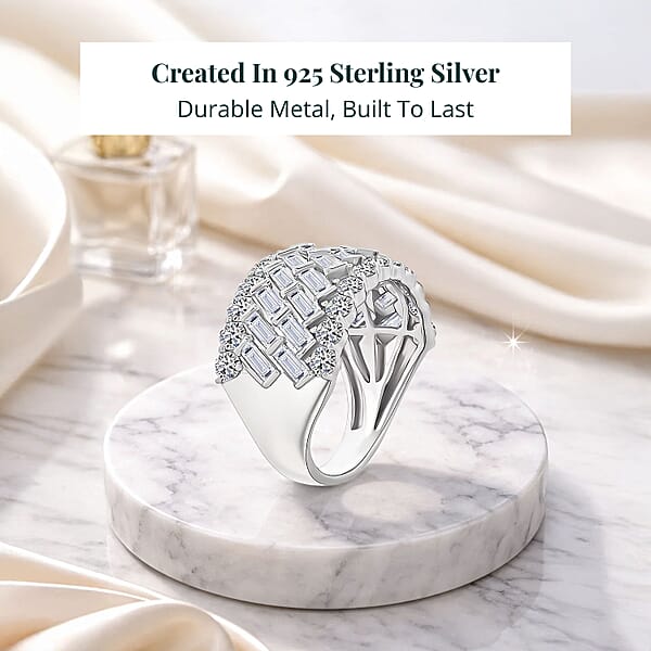 Luxuriant Lab Grown Diamond (G-H SI) Ring In Sterling Silver 3.70 Ctw
