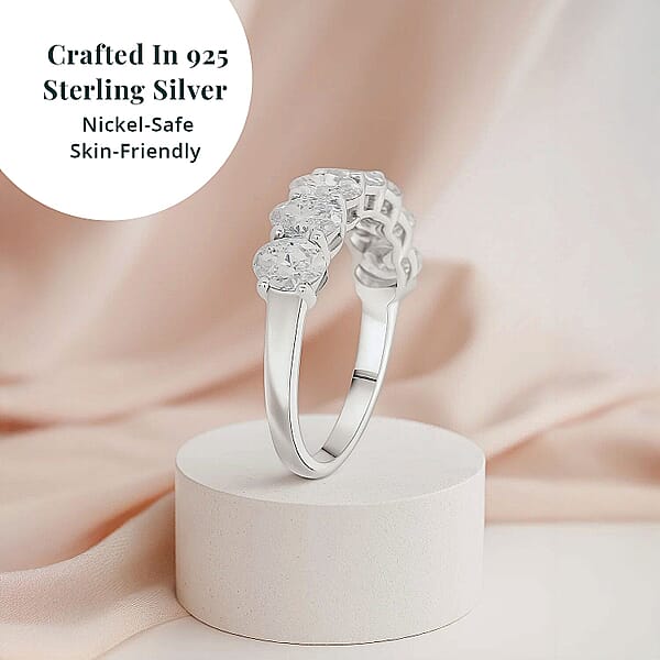 Luxuriant Lab Grown Diamond G-H VS 2.25 Ctw Ring In Sterling Silver