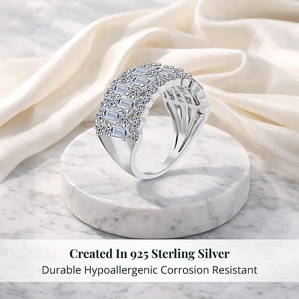 Luxuriant Lab Grown Diamond G SI 3.00 Ctw Ring In Sterling Silver