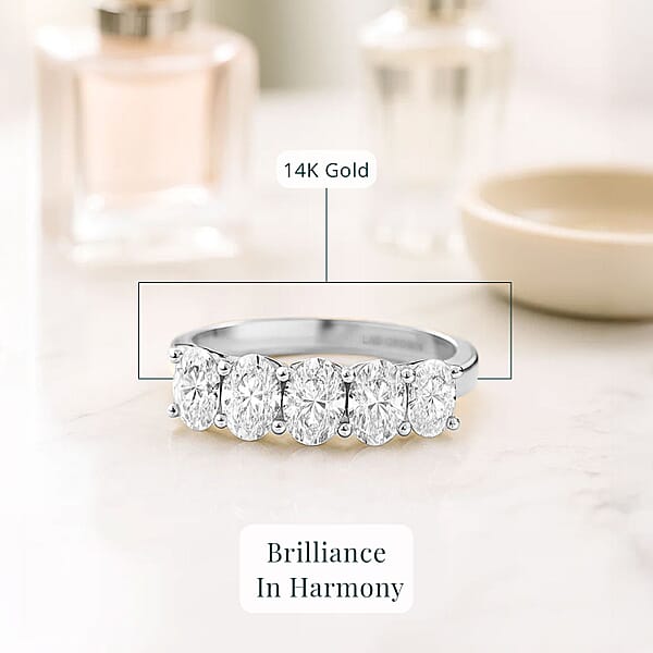 Luxuriant Lab Grown Diamond G VS 2.50 Ctw Ring In 14K White Gold 4.10 Grams