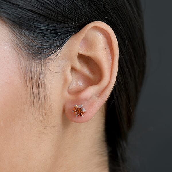 Luxuriant Lab Grown Red Diamond SI (IR) 2.00 Ctw Rosetta Studs Earrings In 10K White Gold