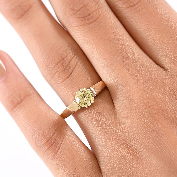Luxuriant Lab Grown Yellow Diamond (VS) Solitaire Ring In 10K Yellow Gold 1.00 Ctw