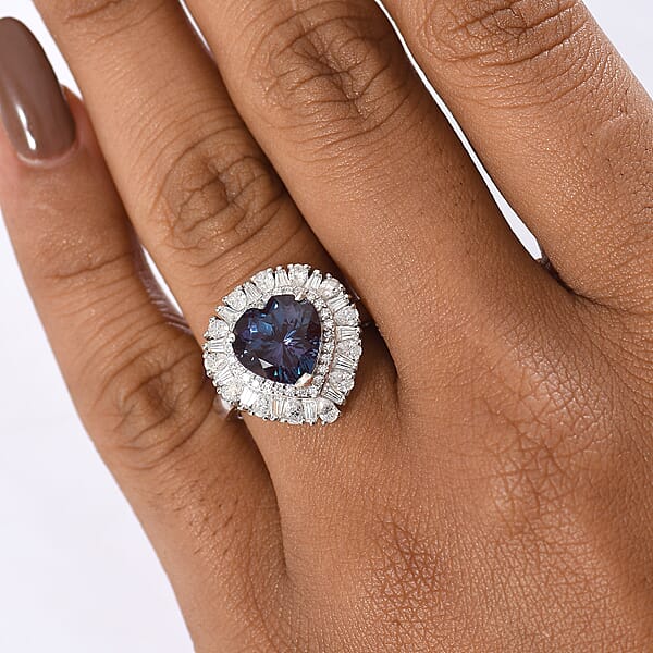 Luxuriant Premium Lab Grown Alexandrite And Moissanite 5.90 Ctw Twilight Heart Ring In Rhodium Over Sterling Silver