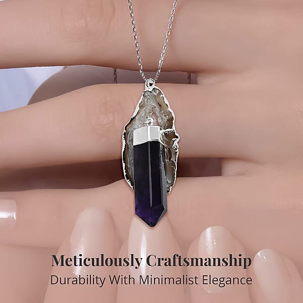 Made In Brazil Agate Occo And Terminated Light Amethyst 67.50 Ctw Necklace In Silvertone 18 Inches