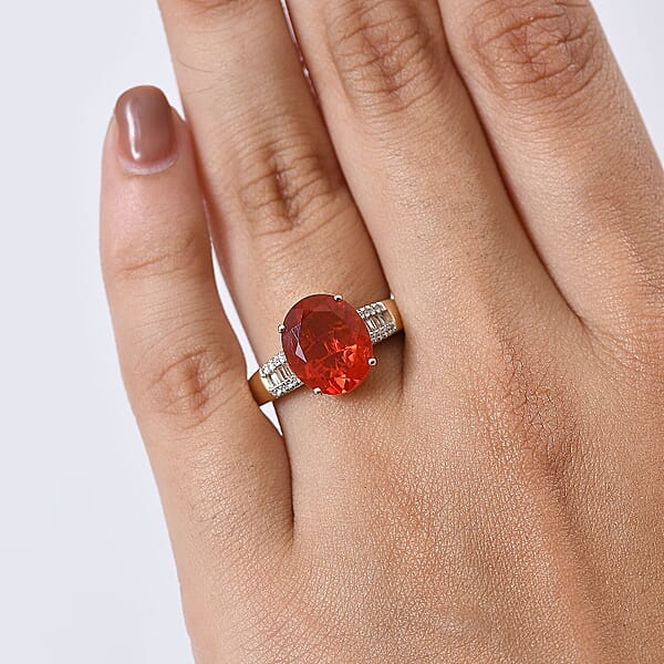 Mexican Cherry Fire Opal And Luxuriant Lab G1rown Diamond E-F VS 3.20 Ctw Ring In 10K Yellow Gold