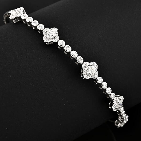 Modani 950 Platinum White Diamond Bangle Bracelet (9.0 In) Metal Weight 14.13 Grams Including Spring Weight (0.5g) 1.44 Ctw